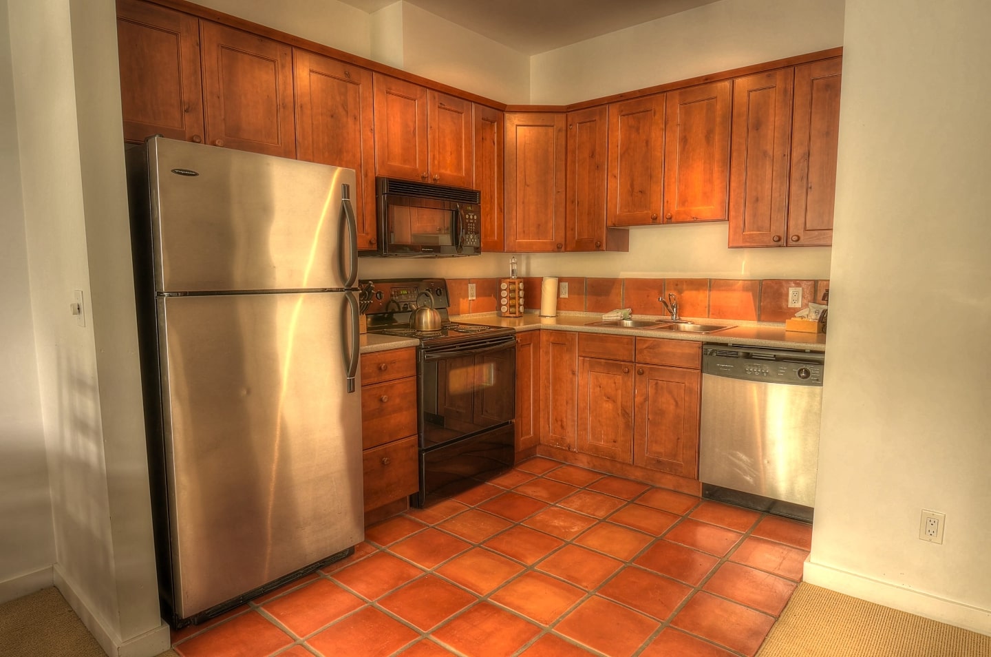 One Bedroom With No Soaker Tub On Patio Kitchen